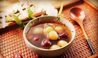 女人补血吃什么好（女人补血吃什么好?）