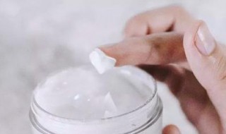 日霜和乳液的区别在哪 日霜和乳液有什么区别