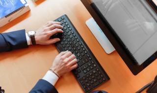 电脑中病毒进不了系统(电脑中病毒进不了系统,重装也重装不了)