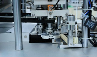 一拖二口罩机怎么调折叠块?（一拖二平面口罩机操作规程）