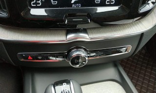 2020款沃尔沃xc60主电瓶开关在哪里 沃尔沃xc60启停电瓶型号