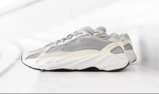 700椰子鞋带系法（yeezy鞋带系法700）