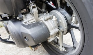 缤智换变速箱油全过程 缤智多长时间换变速箱油