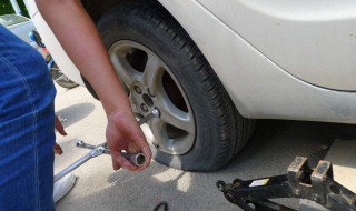 如何避免轮胎被扎受伤（避免轮胎被扎的小技巧）