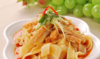 在家如何蒸面皮（蒸面皮怎么做好吃）