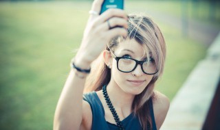 手机WiFi突然变慢了怎么办 手机wifi网络突然就特别慢了,是咋回事?