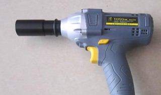 电扳手如何使用 电动扳手使用技巧