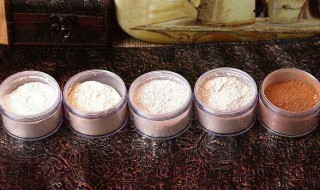 定妆粉结块了怎么处理(定妆粉结块了怎么处理掉)