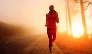 田径训练方法跑步 田径训练方法跑步动作