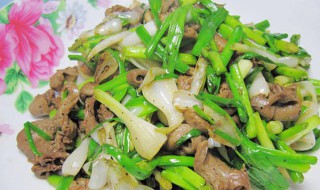 蒜苔炒鸡尖的做法 蒜苔炒鸡心做法