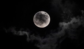 天狗吃月怎么形成的 天狗吃月是什么时候发生