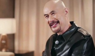 徐锦江是不是迈克的伴舞 徐锦江是不是迈克的伴舞视频