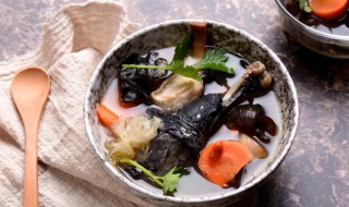 乌鸡煮汤后肉怎么吃最好 乌鸡煮汤后肉怎么吃