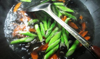 素炒三色的做法 素炒三色丁