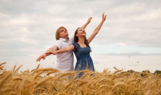 简单的游戏情侣名字 简单的游戏情侣名字 情侣专用