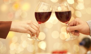 红酒醒酒和直接喝有什么区别 红酒是要醒酒才好喝吗?