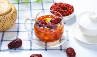 喝泡枸杞水有什么好处（喝枸杞泡水喝有什么好处）