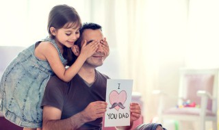 爸爸的英文怎么写（妈妈和爸爸的英文怎么写）