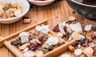 中药柏的功效与作用 药珀的功效与作用是什么