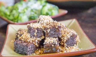 猪血糕的功效与作用 关于猪血糕的功效与作用