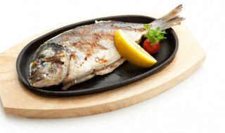 清蒸平鱼的家常做法 平鱼清蒸做法大全