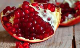 石榴用英语怎么说（石榴用英语怎么说视频）