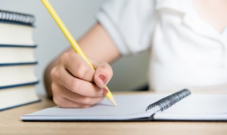 荧的组词 屏的组词