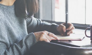 夭加偏旁组新字再组词（夭加偏旁组新字再组词语）