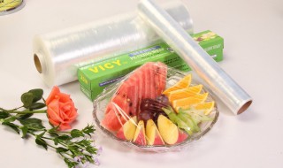 保鲜用盖子好还是保鲜膜好（保鲜膜和盖子的区别）