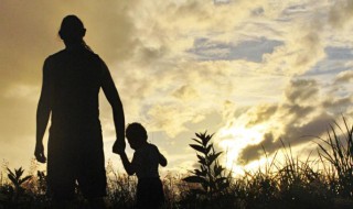 关于父爱的名人名言（关于父爱的名人名言有哪些）