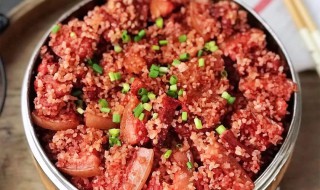 粉蒸排骨卧莲藕的做法 连藕蒸排骨的做法