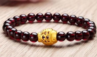 石榴石戴哪只手 生理期石榴石戴哪只手