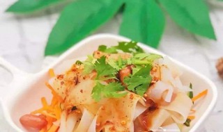 凉皮是用什么粉做的（凉皮是用什么粉做的批发）