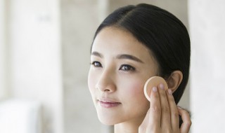 乳液放了一年还能用吗 乳液放了一年还能用吗,就摸摸腿不摸脸