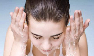 防晒霜进眼睛了怎么处理（防晒霜进眼睛了怎么处理掉）