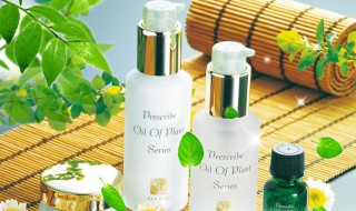 夏天用什么护肤品(夏天用什么护肤品合适)