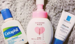 洁面啫喱和洗面奶有什么区别(洗面啫喱和洗面奶区别)