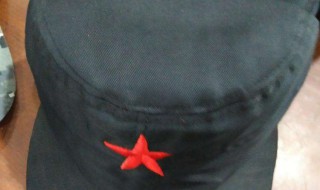 红军帽子是什么颜色的(红军帽子是什么颜色的衣服)