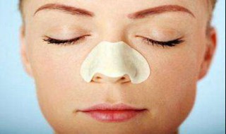 为什么鼻子上会长黑头 为什么鼻子上会长黑头脸上不会