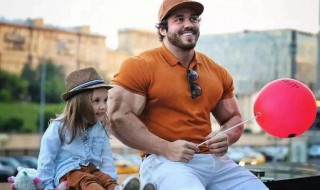 练肌肉最忌讳吃什么（练肌肉最忌讳吃什么食物）