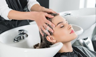 用醋洗头发有什么好处 醋洗头发有什么好处吗