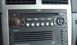 车载十碟cd碟箱别的主机能用么? 车载十碟cd碟箱别的主机能用么