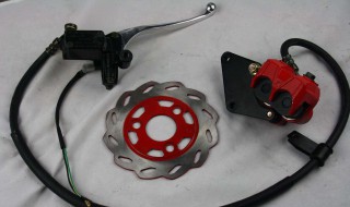 电动车碟刹老响怎么办（电动车碟刹响是怎么回事）