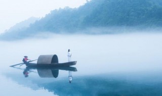 初出红尘是什么意思 初入红尘下一句