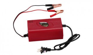 电瓶车48充电器怎么给12V电瓶充电 电瓶车48v充电器输出是多少伏