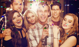 聚会后朋友圈发说说（聚会后朋友圈发说说的句子）