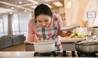 夏天乌骨鸡汤的做法 冬至吃乌骨鸡汤怎么做