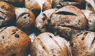 黑巧克力欧包如何做 黑巧克力欧包做法介绍