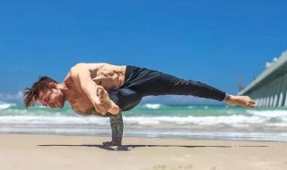 锻练腹肌最快方法（锻炼腹肌最快方法）