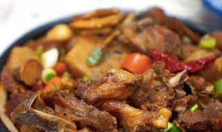 酸笋芋头鸭如何做才好吃 酸笋芋头鸭如何做